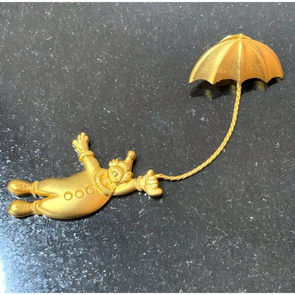 Clown Brooch Lapel Pin with Chain JJ Jonette Gold Tone Holding Umbrella Floating - Picture 2 of 8